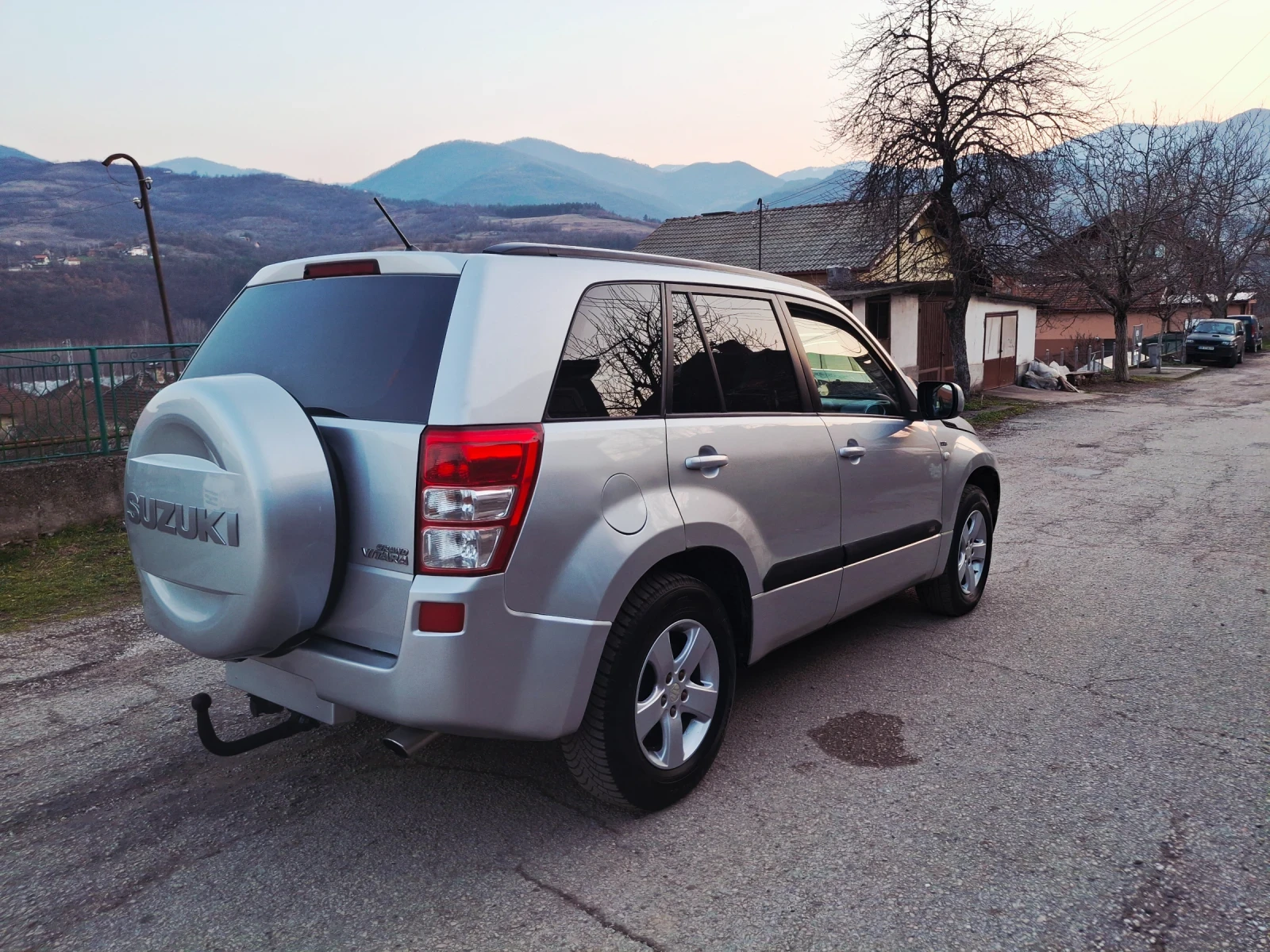 Suzuki Grand vitara 1.9did.klim.4x4, снимка 4 - Автомобили и джипове - 53749328
