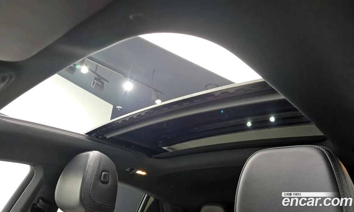 Mercedes-Benz GLE 400 2021* AMG PK* 9G* ОБДУХ* HEAD-UP* КРАЙНА ЦЕНА, снимка 14 - Автомобили и джипове - 54168353