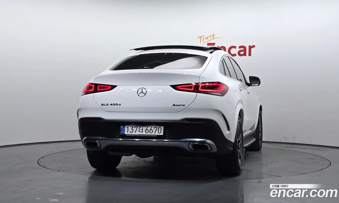 Mercedes-Benz GLE 400 2021* AMG PK* 9G* ОБДУХ* HEAD-UP* КРАЙНА ЦЕНА, снимка 4 - Автомобили и джипове - 54168353