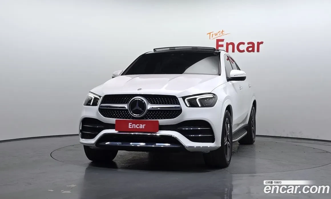 Mercedes-Benz GLE 400 2021* AMG PK* 9G* ОБДУХ* HEAD-UP* КРАЙНА ЦЕНА, снимка 2 - Автомобили и джипове - 54168353