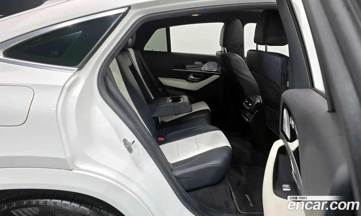 Mercedes-Benz GLE 400 2021* AMG PK* 9G* ОБДУХ* HEAD-UP* КРАЙНА ЦЕНА, снимка 15 - Автомобили и джипове - 54168353