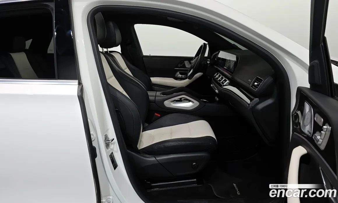 Mercedes-Benz GLE 400 2021* AMG PK* 9G* ОБДУХ* HEAD-UP* КРАЙНА ЦЕНА, снимка 13 - Автомобили и джипове - 54168353