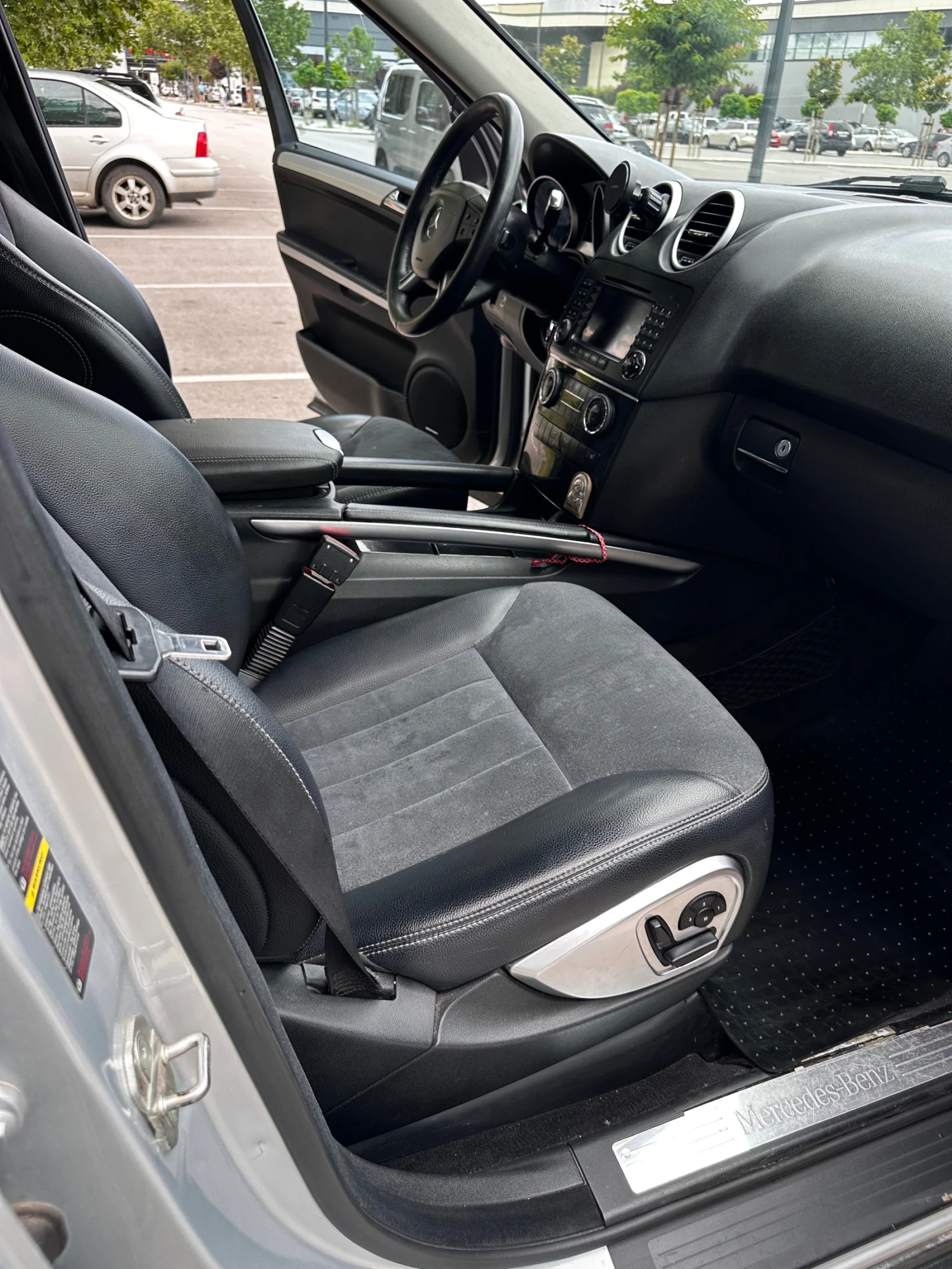 Mercedes-Benz ML 320 Всичко платено, снимка 14 - Автомобили и джипове - 55016175
