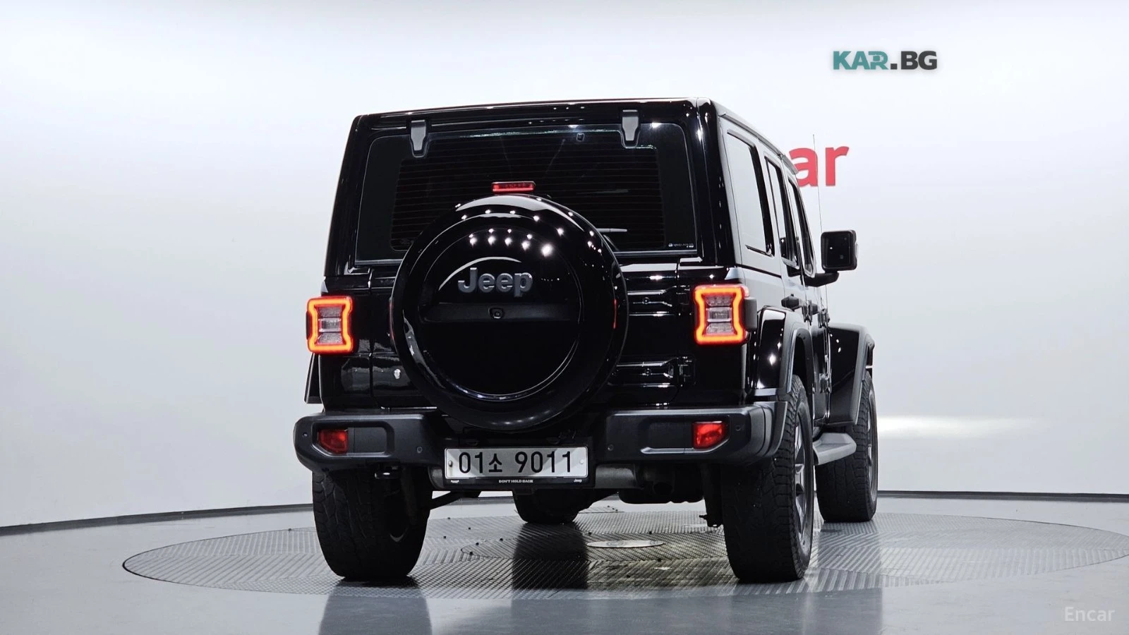 Jeep Wrangler * 2.0* OVERLAND* КОЖА* ПОДГРЕВ* NAVI* КАМЕРА* , снимка 4 - Автомобили и джипове - 55298804