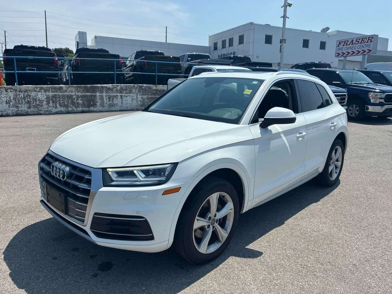 Audi Q5 Progressiv | CARFAX | АВТОКРЕДИТ БЕЗ ПЪРВОНАЧАЛНА
