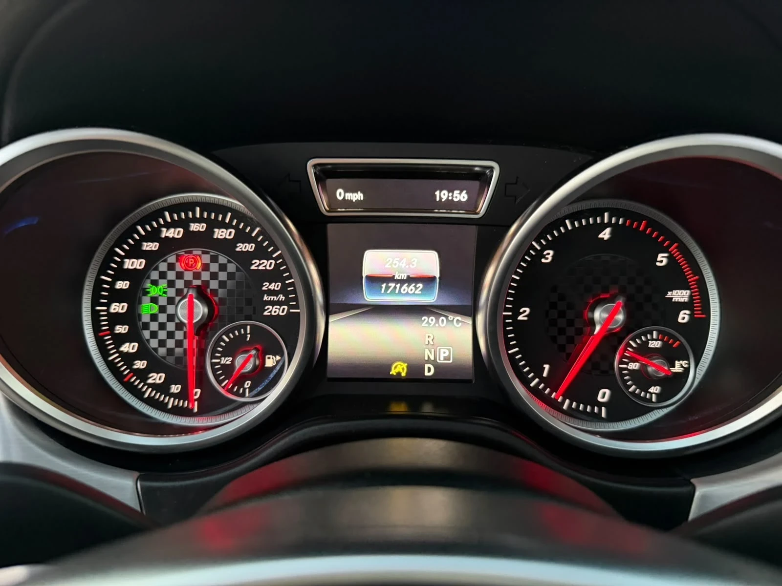 Mercedes-Benz GLE 350 d 4Matic Coup? Sport, снимка 11 - Автомобили и джипове - 55778942