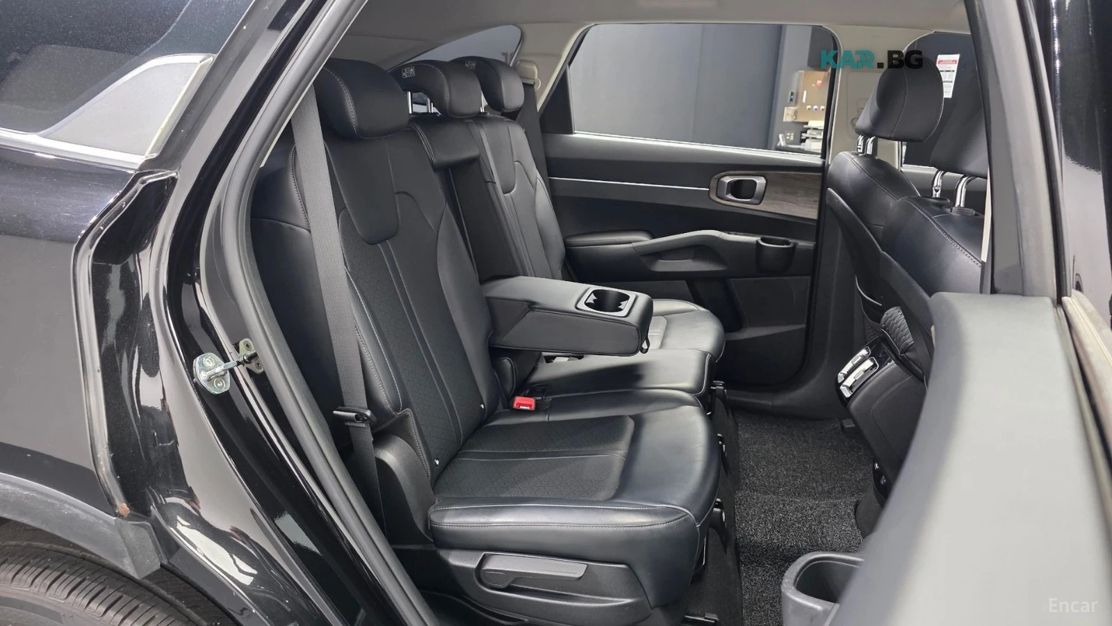 Kia Sorento 2.2D* TRENDY* ПОДГРЕВ* КАМЕРА* LANE* ASSIST* , снимка 10 - Автомобили и джипове - 55834075