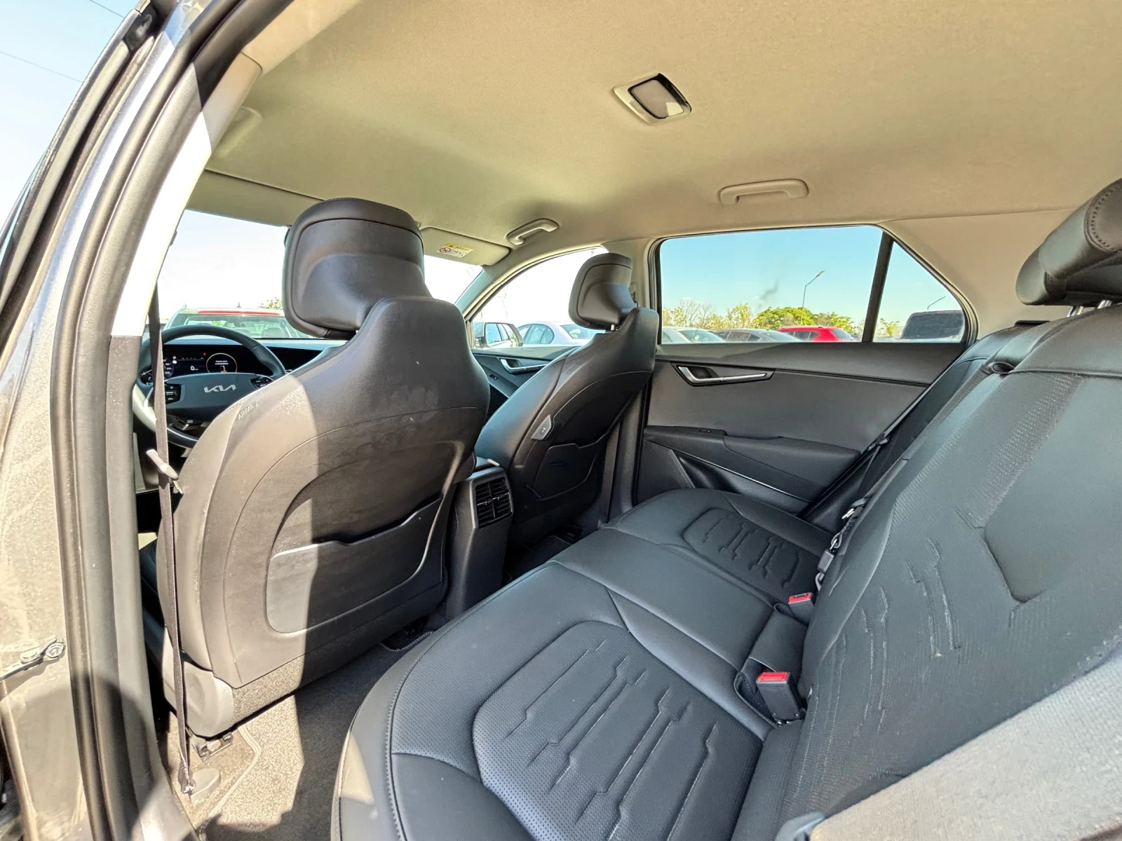 Kia Niro ГАРАНЦИЯ/NAVI/ПОДГРЕВ/TOP, снимка 10 - Автомобили и джипове - 56118385