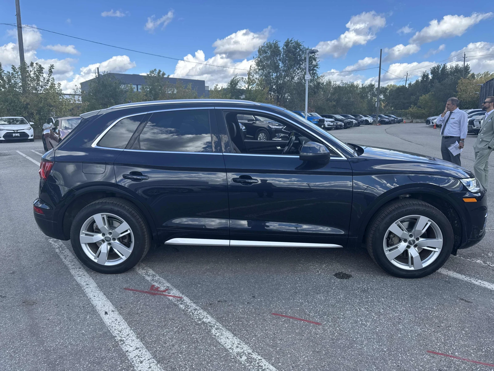 Audi Q5 Technik / 360 / B&O / Carfax / Лизинг, снимка 3 - Автомобили и джипове - 56439963
