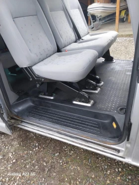 VW Caravelle 2.5, снимка 4