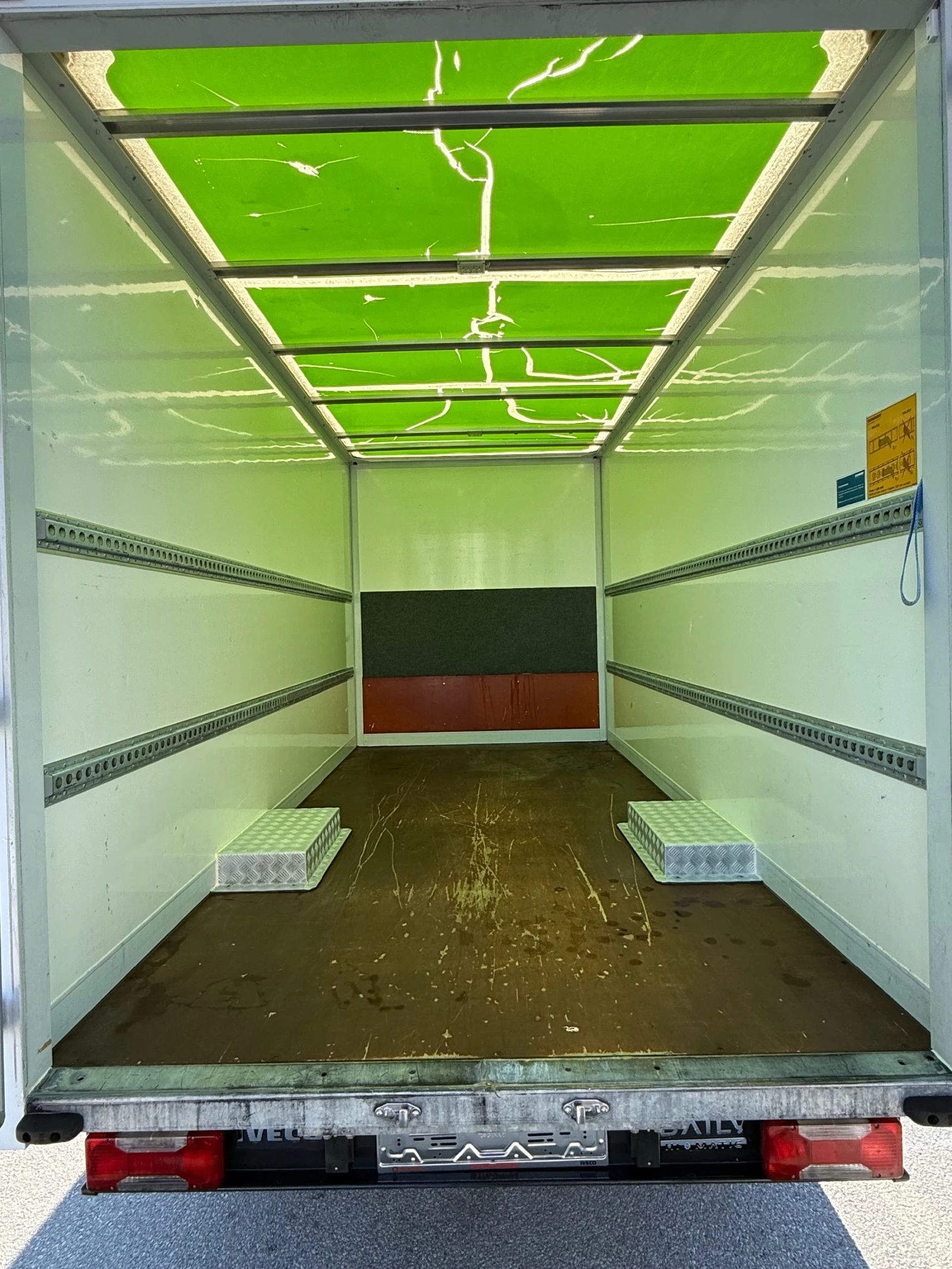 Iveco 35s14 Фургон , снимка 12 - Бусове и автобуси - 56647517