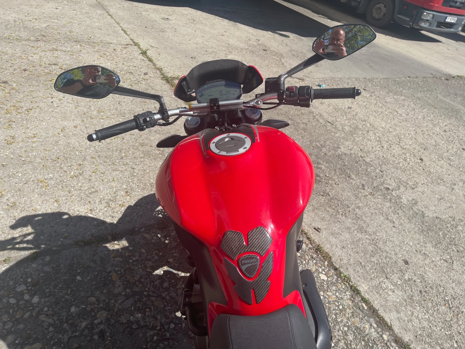 Ducati Monster 821 - изображение 6