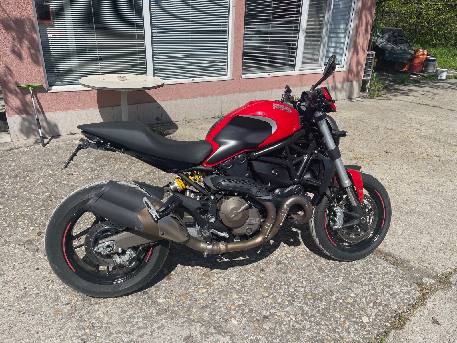 Ducati Monster 821 - изображение 1