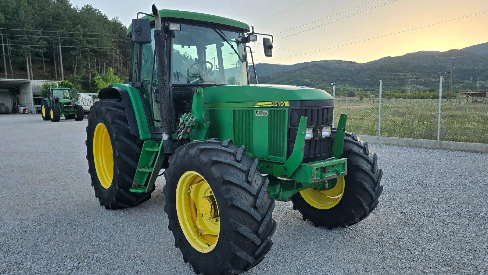 Трактор John Deere 6510-Товарач.Нов внос, снимка 4 - Селскостопанска техника - 54914235