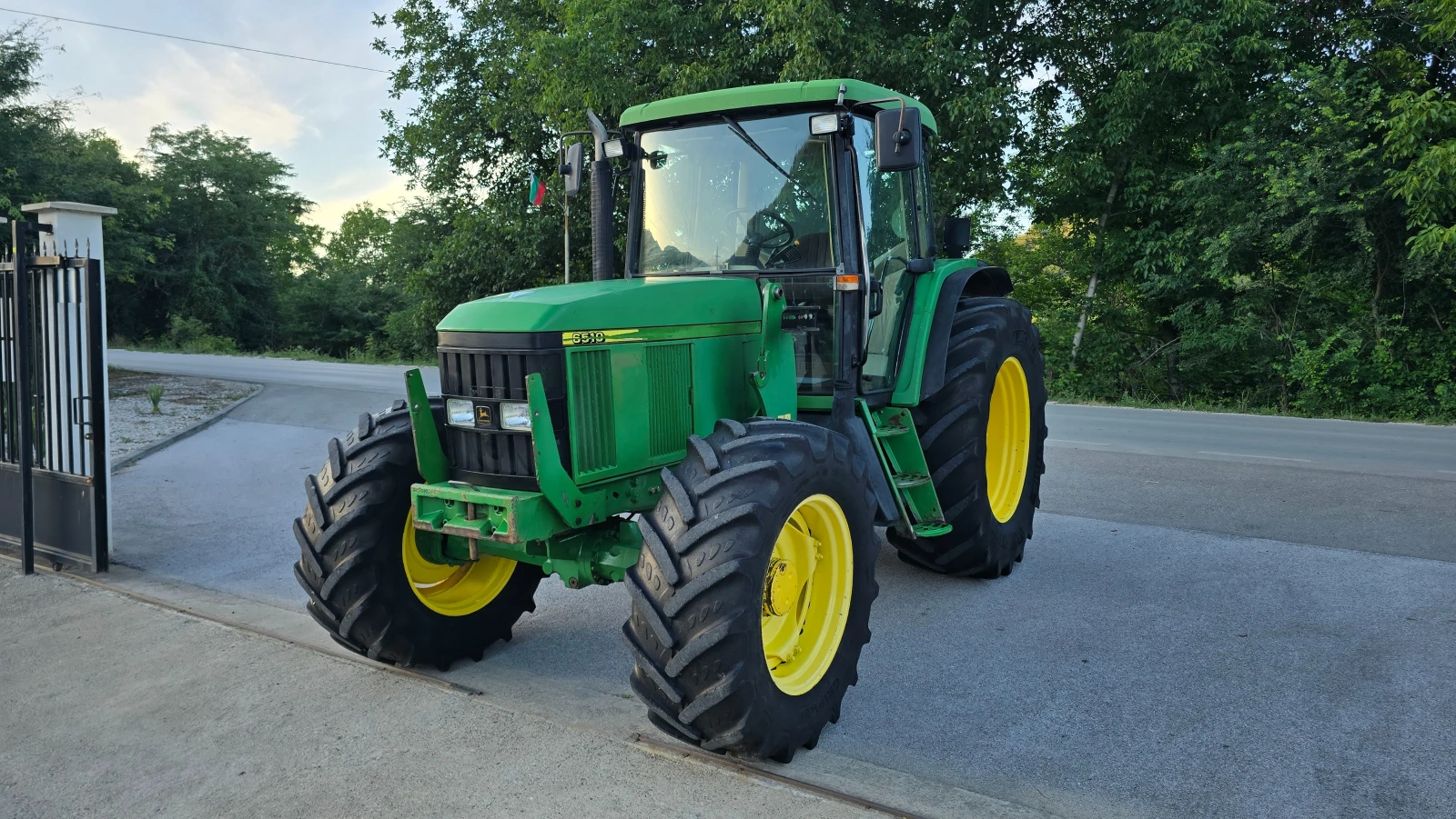 Трактор John Deere 6510-Товарач.Нов внос