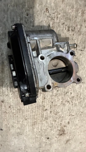 Дроселова Клапа за Opel Agila 2008 - 73K063070806, снимка 2 - Части - 53012571