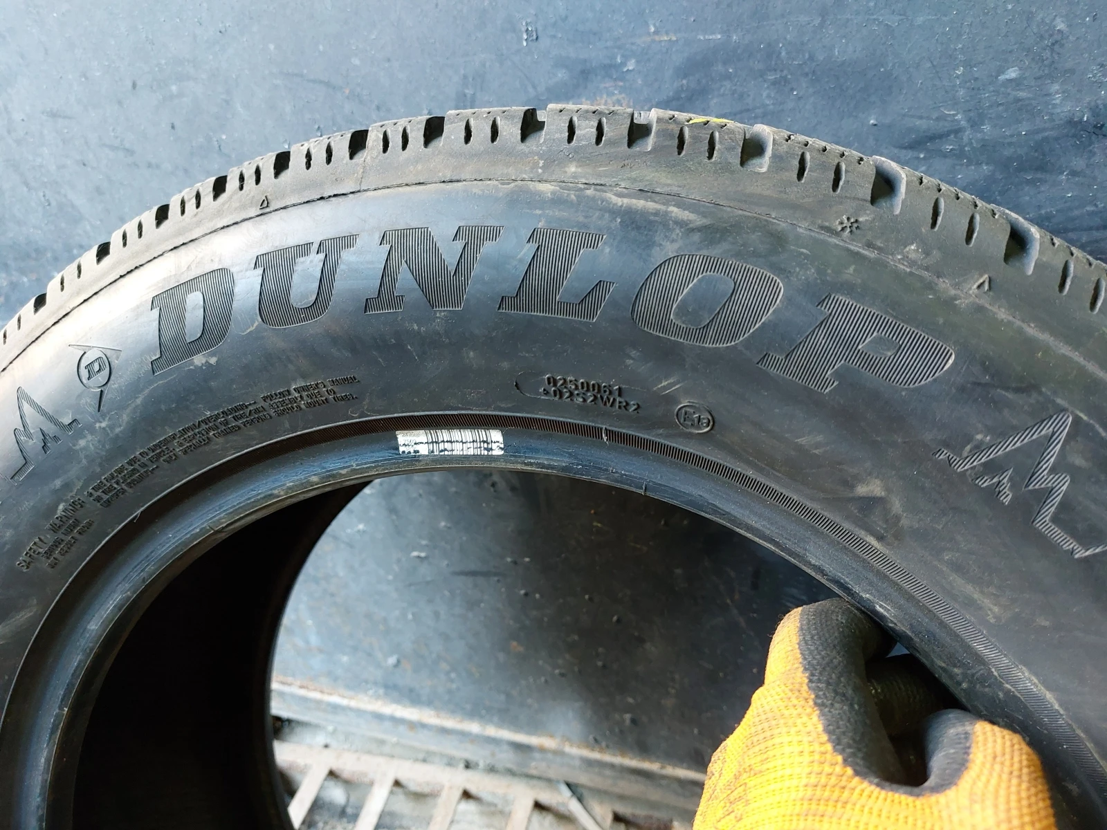 ���� 235/60R18 | Mobile.bg � ����������� 5