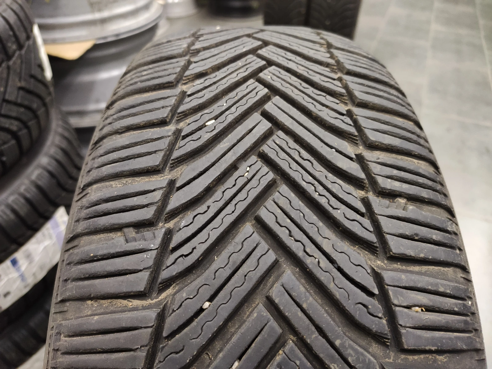 Гуми Зимни 205/55R16