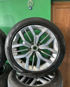        275/45R21  Land Rover Range Rover Sport