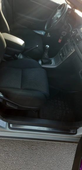 Toyota Avensis, снимка 11