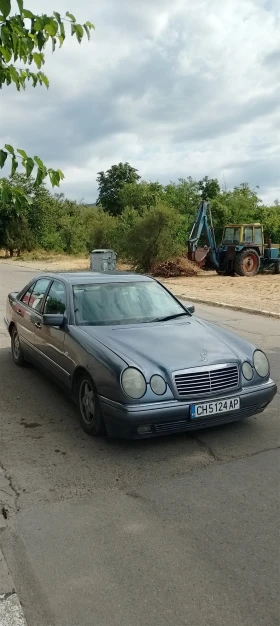 Обява за продажба на Mercedes-Benz E 220 ~Цена по договаряне - изображение 1