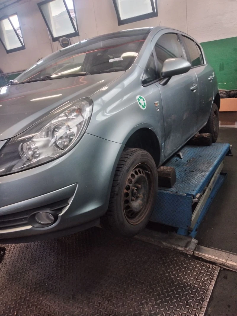 Opel Corsa 1.2/1.3cdti, снимка 8 - Автомобили и джипове - 47071317