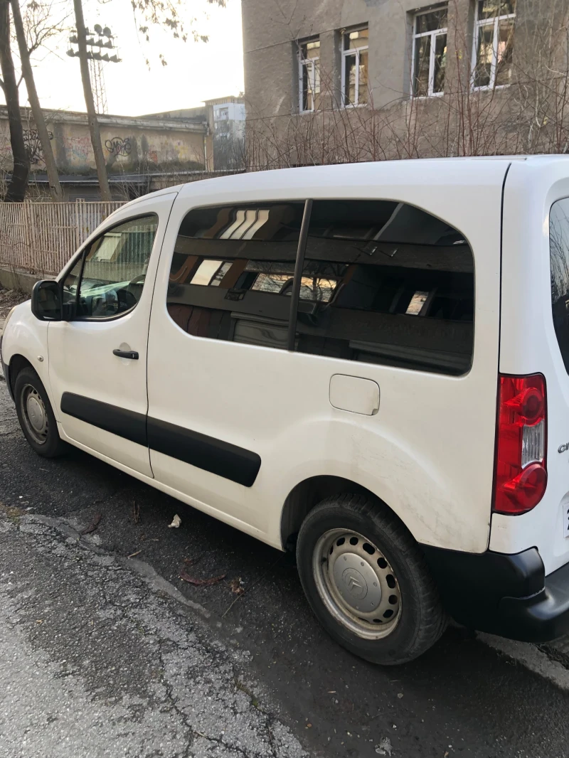 Citroen Berlingo, снимка 3 - Автомобили и джипове - 48507133