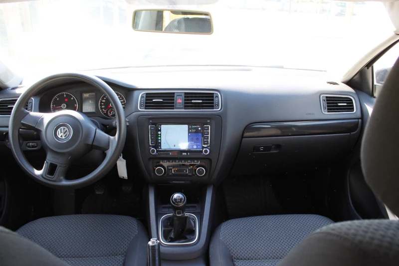 VW Jetta KLIMA CARPLAY, снимка 4 - Автомобили и джипове - 53093481