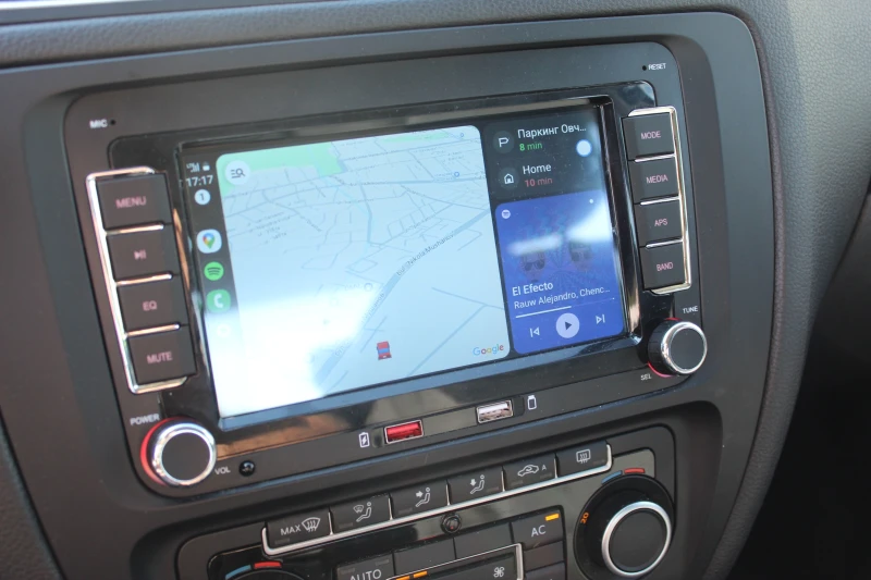 VW Jetta KLIMA CARPLAY, снимка 6 - Автомобили и джипове - 53093481