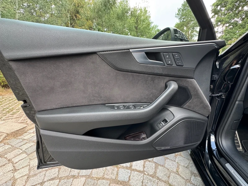 Audi A4 B9 3.0TDI , снимка 9 - Автомобили и джипове - 51573659