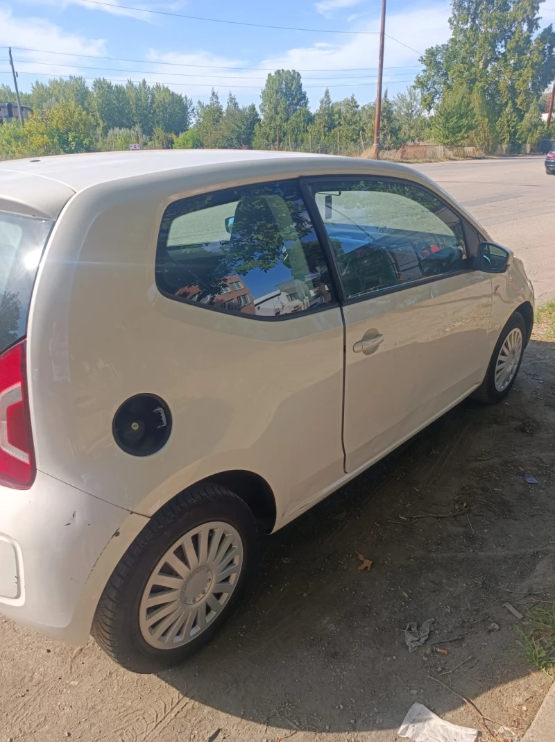 VW Up, снимка 10 - Автомобили и джипове - 52286220