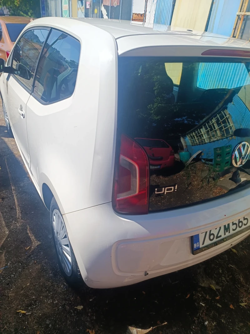 VW Up, снимка 2 - Автомобили и джипове - 52286220