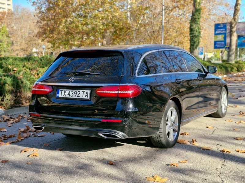 Mercedes-Benz E 220 2019 digital cockpit , снимка 6 - Автомобили и джипове - 52664787