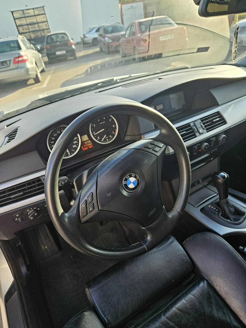 BMW 525, снимка 8 - Автомобили и джипове - 52552396