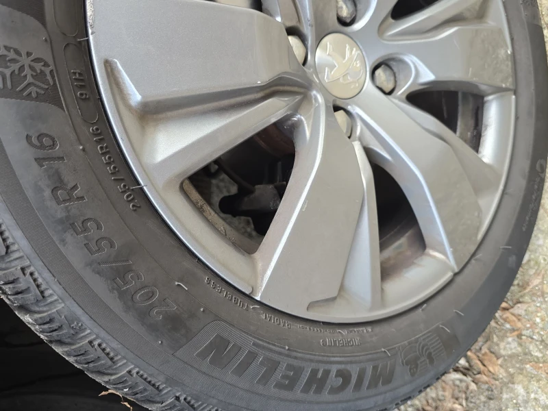 Peugeot 2008, снимка 7 - Автомобили и джипове - 53036765