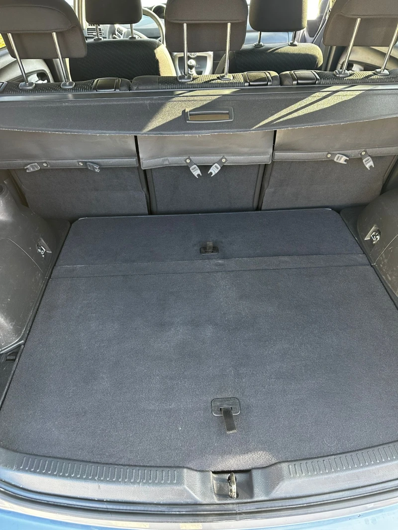 Toyota Verso 1.6 Active Navi Camera, снимка 11 - Автомобили и джипове - 53143867