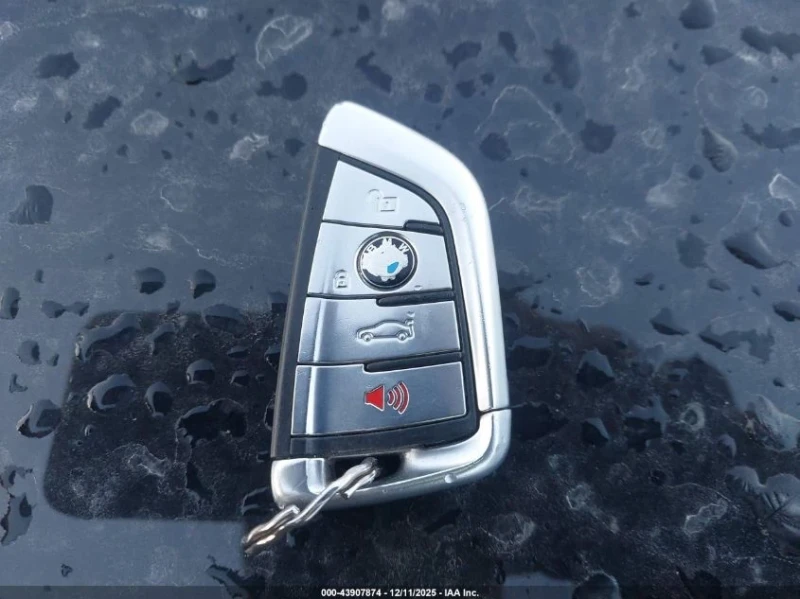 BMW 750 i XDRIVE, снимка 10 - Автомобили и джипове - 53205733