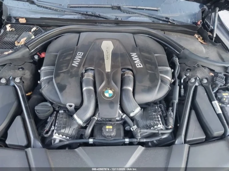 BMW 750 i XDRIVE, снимка 3 - Автомобили и джипове - 53205733