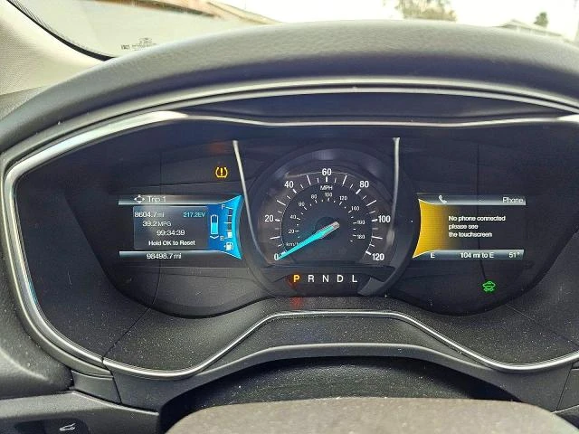 Ford Fusion 2.0L 4 Front-wheel Drive - изображение 8