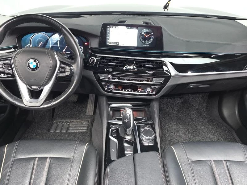BMW 520 2.0 Automatic, снимка 8 - Автомобили и джипове - 55475571