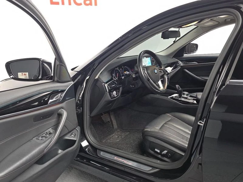 BMW 520 2.0 Automatic, снимка 6 - Автомобили и джипове - 55475571