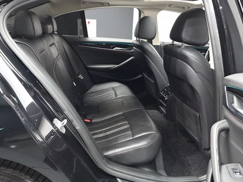 BMW 520 2.0 Automatic, снимка 16 - Автомобили и джипове - 55475571