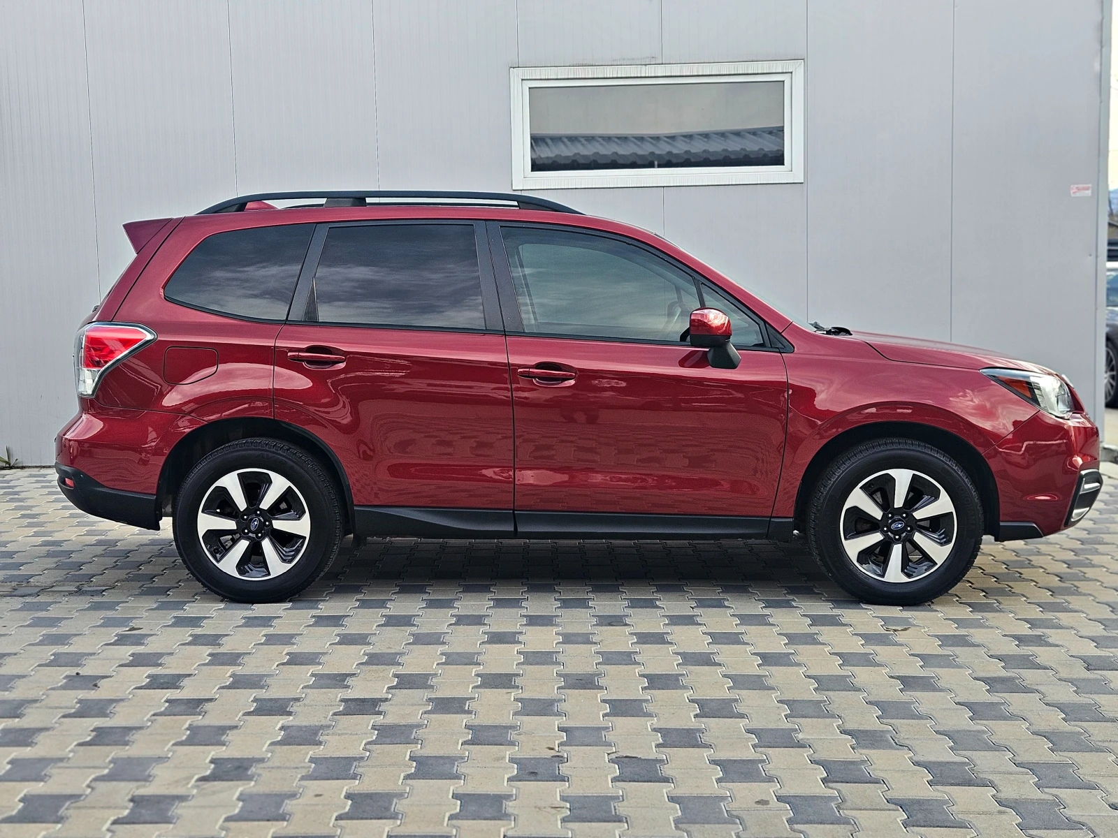 Subaru Forester 2.5i/ГАЗ/CAMERA/ПОДГРЕВ/PANORAMA/CAR PLAY/ - изображение 4