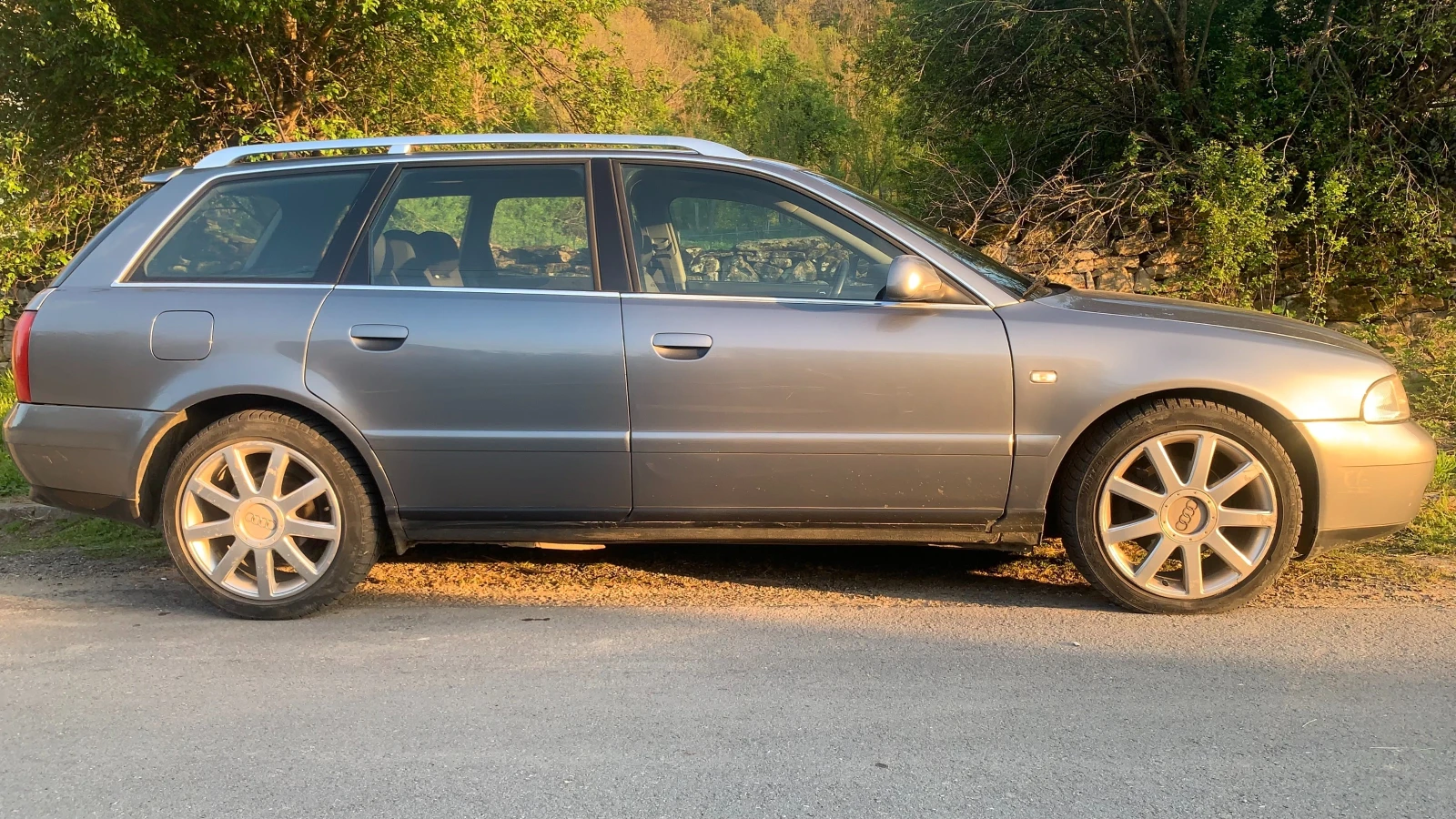 Audi A4  - изображение 2