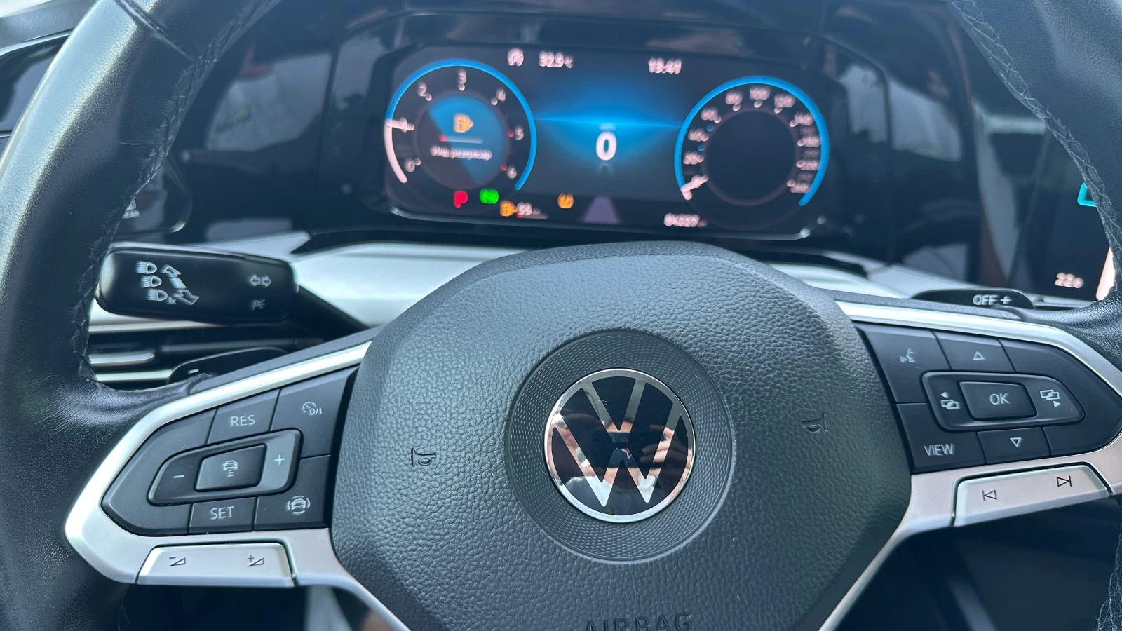 VW Golf 8 2.0 TDI / Automatic | Mobile.bg — изображение 15