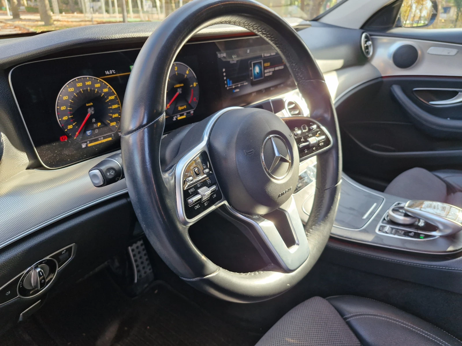 Mercedes-Benz E 220 2019 digital cockpit  | Mobile.bg   11