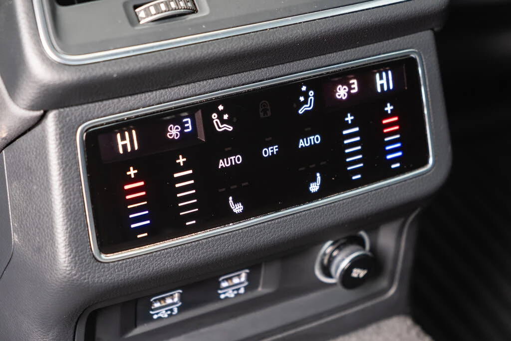 Audi A6 55 TFSI* quattro* Prestige* АвтоКредит* (ЦЕНА ДО Б, снимка 8 - Автомобили и джипове - 53835360