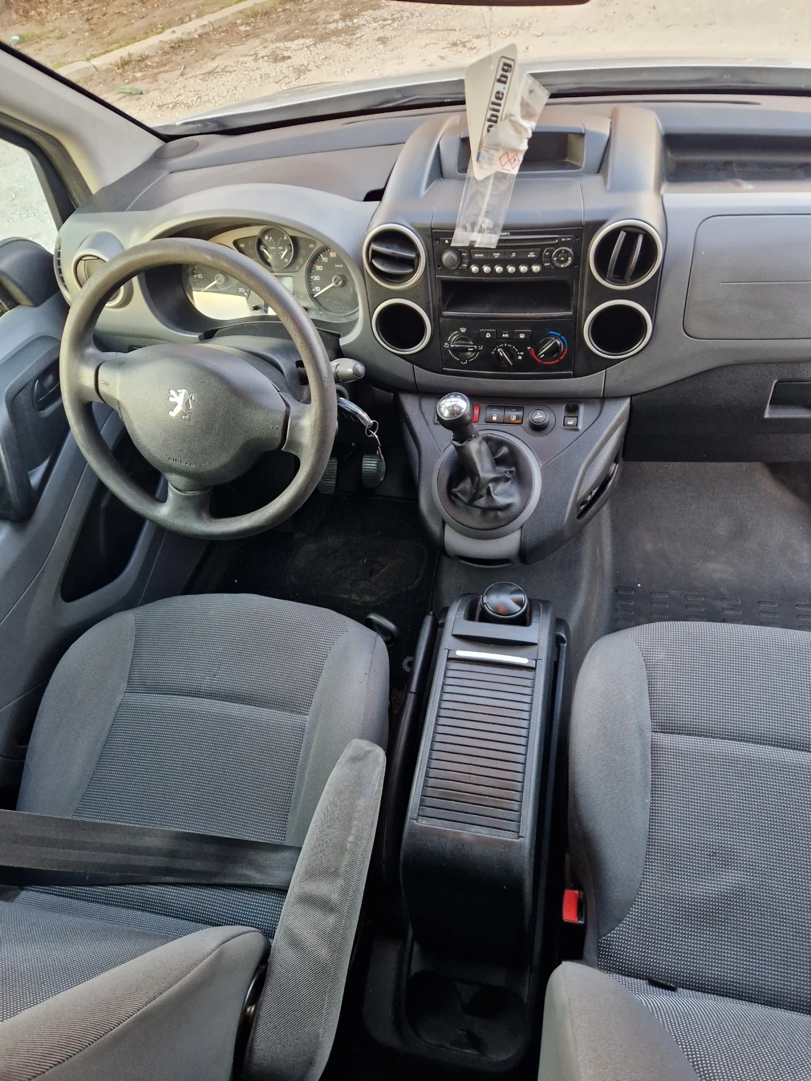 Peugeot Partner 1.6 HDI, снимка 11 - Автомобили и джипове - 53866103