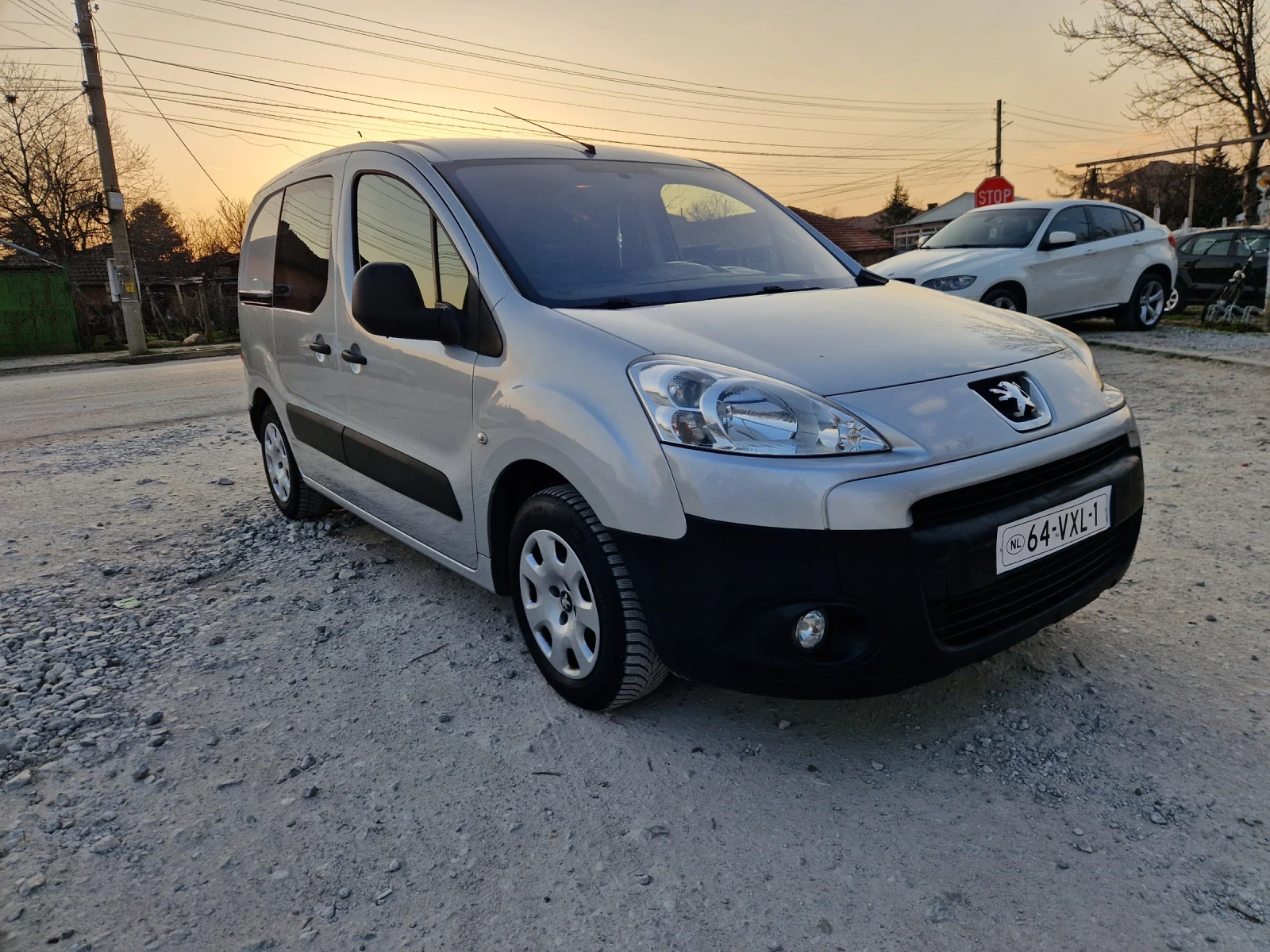 Peugeot Partner 1.6 HDI, снимка 3 - Автомобили и джипове - 53866103