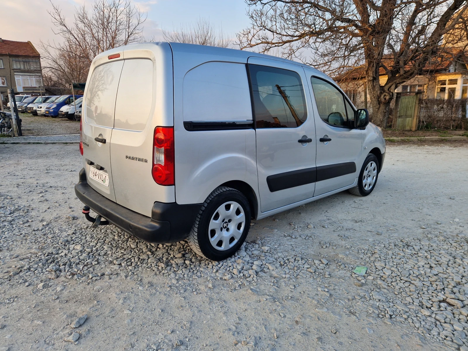 Peugeot Partner 1.6 HDI, снимка 4 - Автомобили и джипове - 53866103